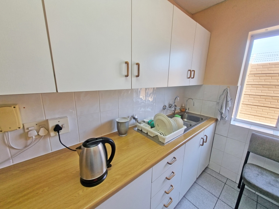 To Let commercial Property for Rent in Marconi Beam Industria Western Cape